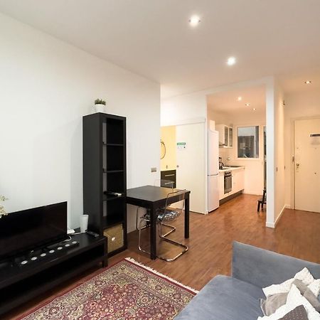 Sagrada Familia Bliss Apartment Barcelona Bagian luar foto