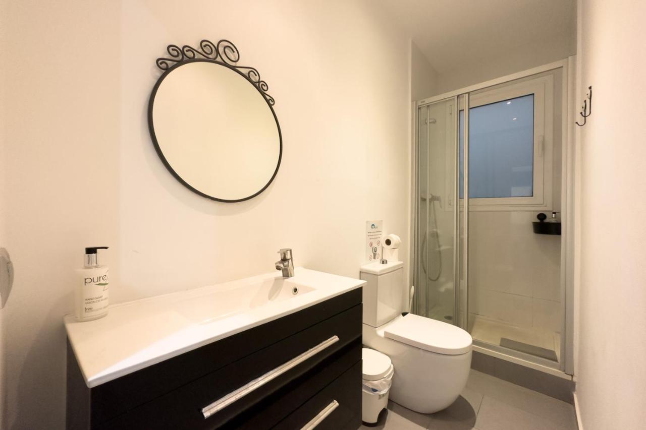 Sagrada Familia Bliss Apartment Barcelona Bagian luar foto